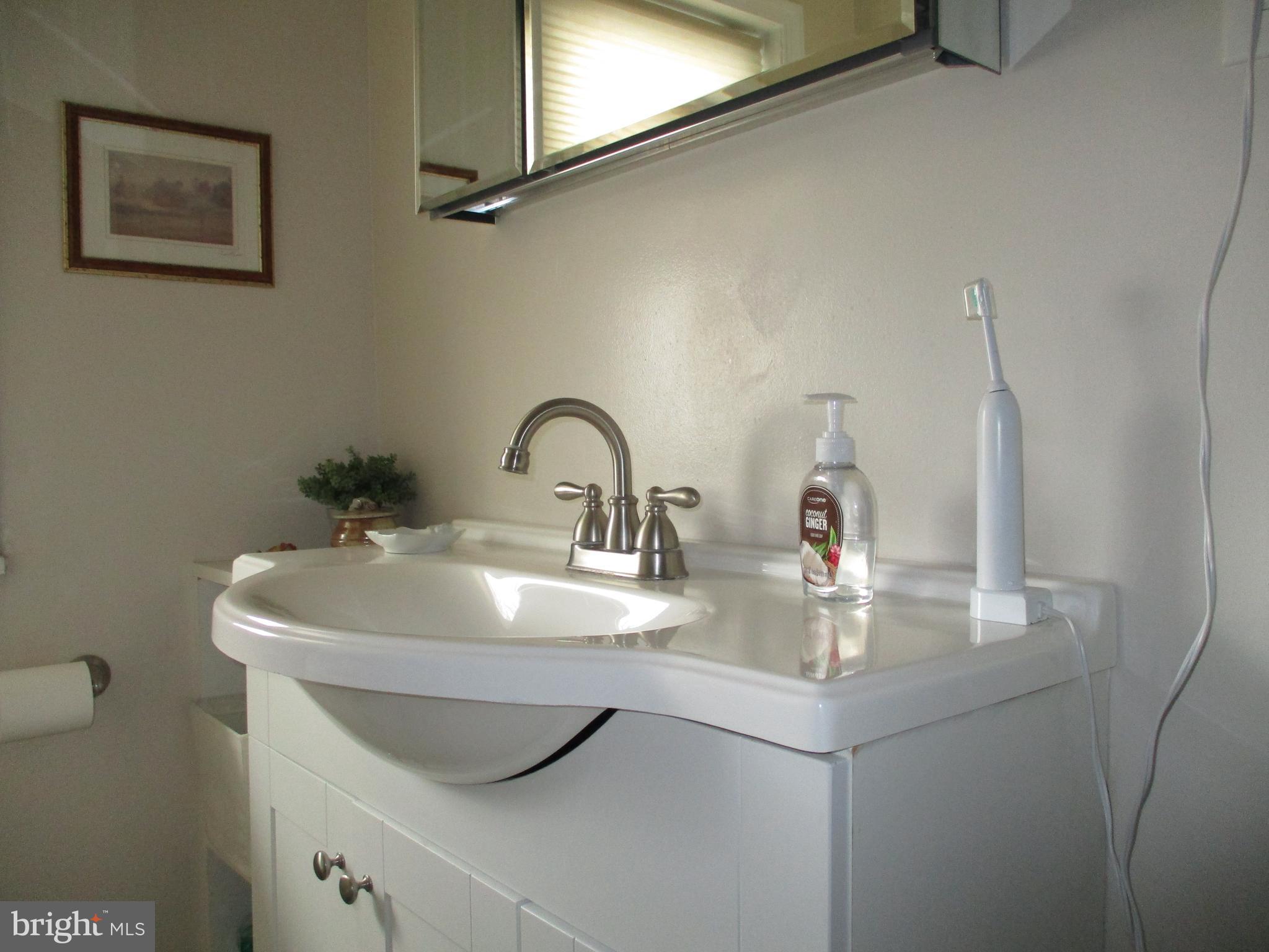 831 Atwood Road Philadelphia, PA 19151 - Photo 24 of 33 Gallery Image 24