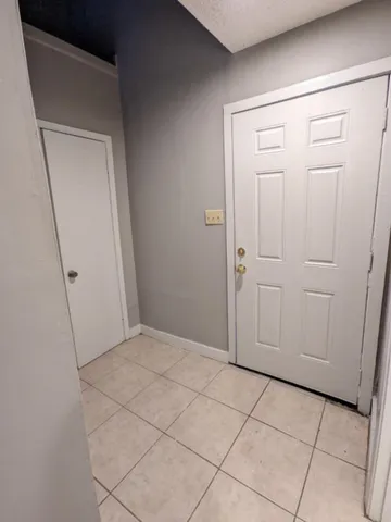 $85,000 | 1776 1st Green Drive, Unit 21, Memphis, TN 38116