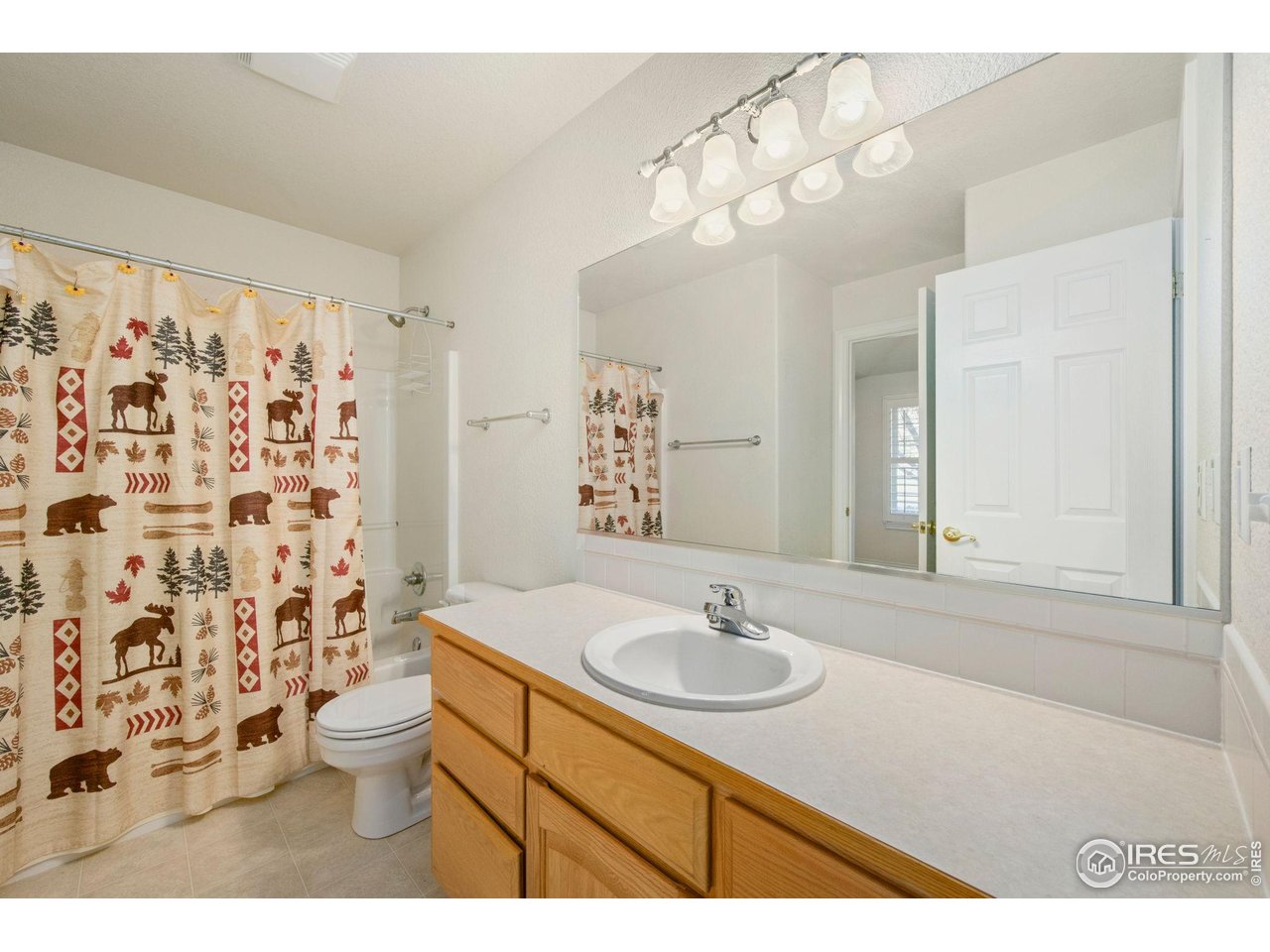 3562 West 21st Street Road Greeley, CO 80634 - Photo 11 of 25 Gallery Image 11