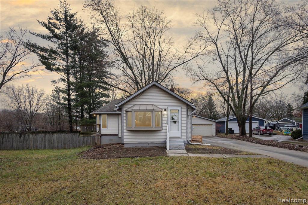 3115 Devondale Road Rochester Hills, MI 48309 - Photo 1 of 50