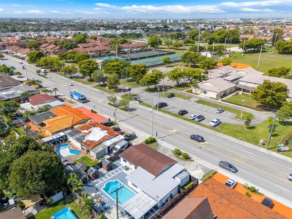 $799,000 | 4211 West 8th Avenue, Hialeah, FL 33012