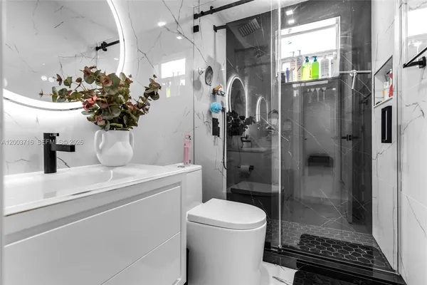 $799,000 | 4211 West 8th Avenue, Hialeah, FL 33012