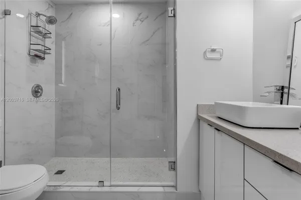 $799,000 | 4211 West 8th Avenue, Hialeah, FL 33012