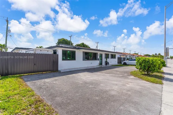 $799,000 | 4211 West 8th Avenue, Hialeah, FL 33012