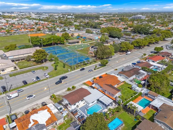 $799,000 | 4211 West 8th Avenue, Hialeah, FL 33012