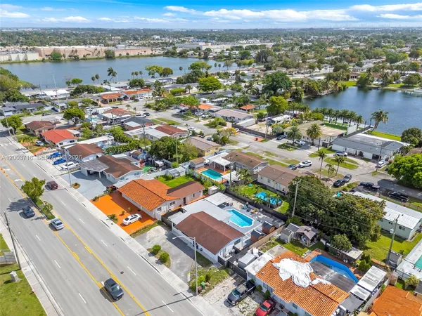 $799,000 | 4211 West 8th Avenue, Hialeah, FL 33012