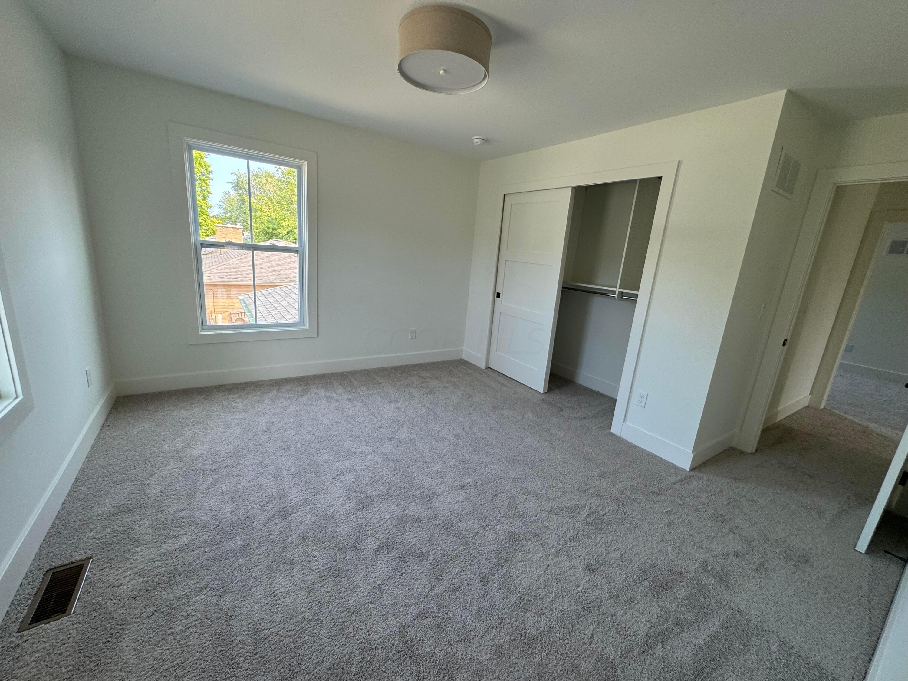2363 Wickliffe Road Columbus, OH 43221 - Photo 37 of 53 Bed 2
