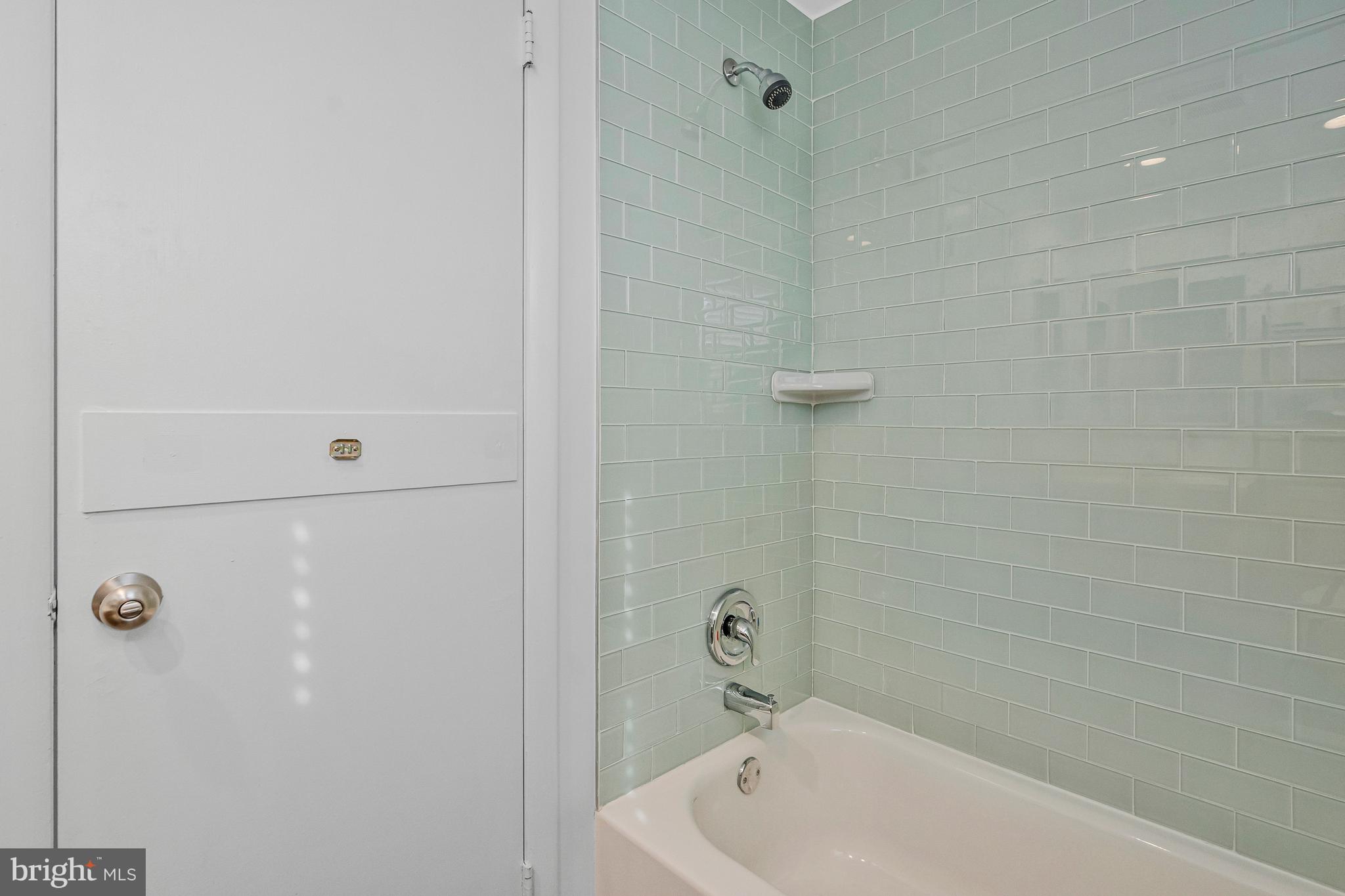 13127 Parson Lane Fairfax, VA 22033 - Photo 36 of 44