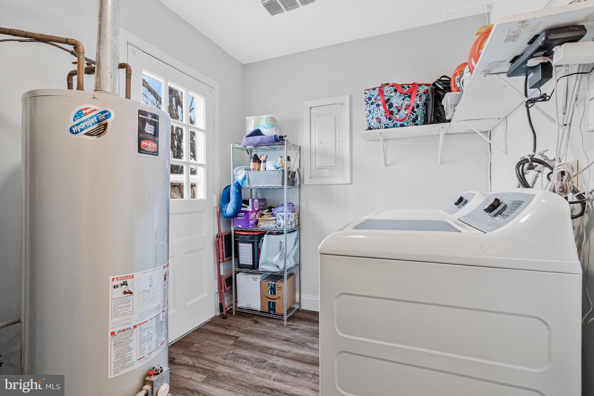 13127 Parson Lane Fairfax, VA 22033 - Photo 37 of 44