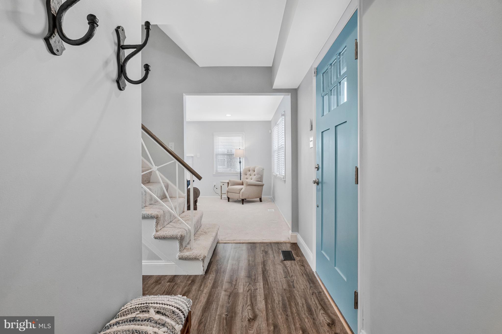 13127 Parson Lane Fairfax, VA 22033 - Photo 9 of 44 a view of entryway with wooden floor
