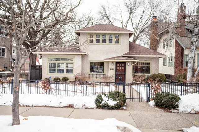 $850,000 | 2450 West 24th Street, Minneapolis, MN 55405