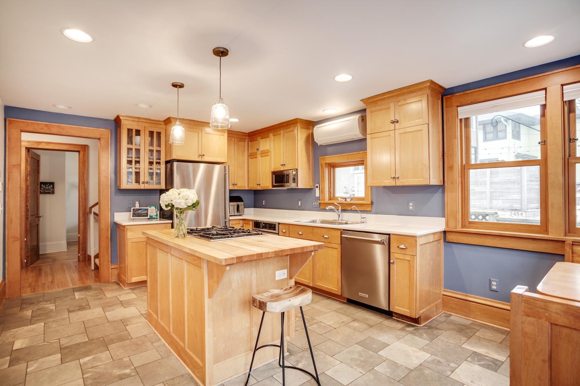 2450 West 24th Street Minneapolis, MN 55405 - Photo 26 of 69