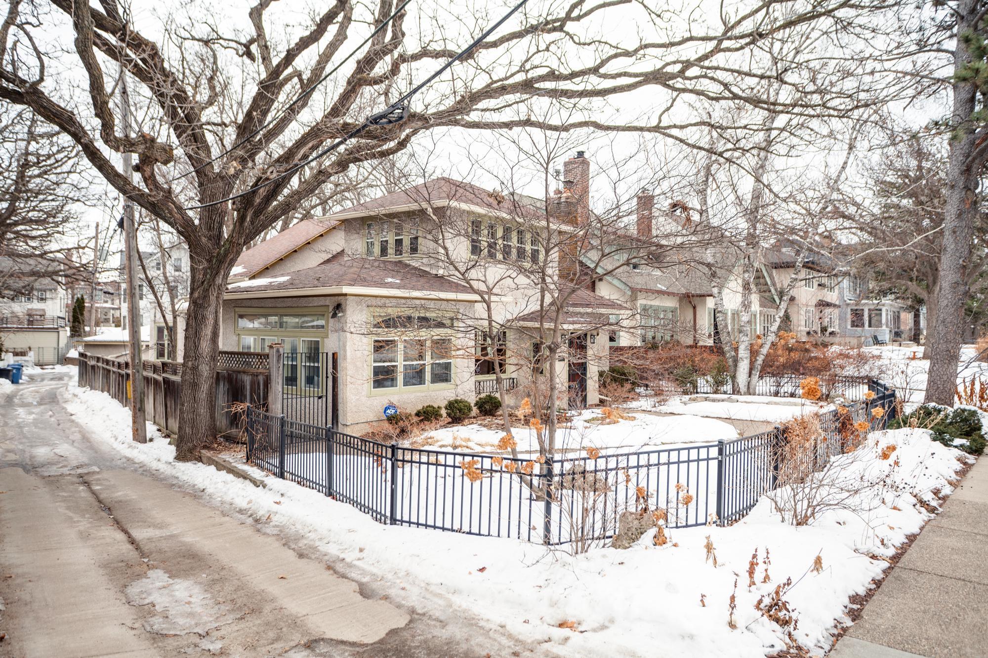 2450 West 24th Street Minneapolis, MN 55405 - Photo 3 of 69