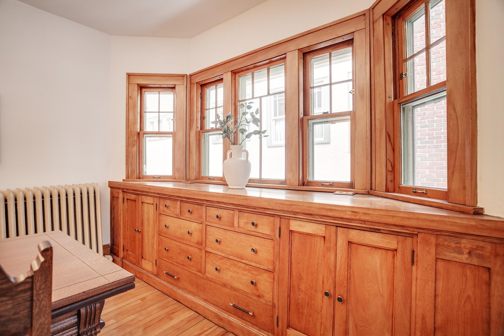 2450 West 24th Street Minneapolis, MN 55405 - Photo 10 of 69