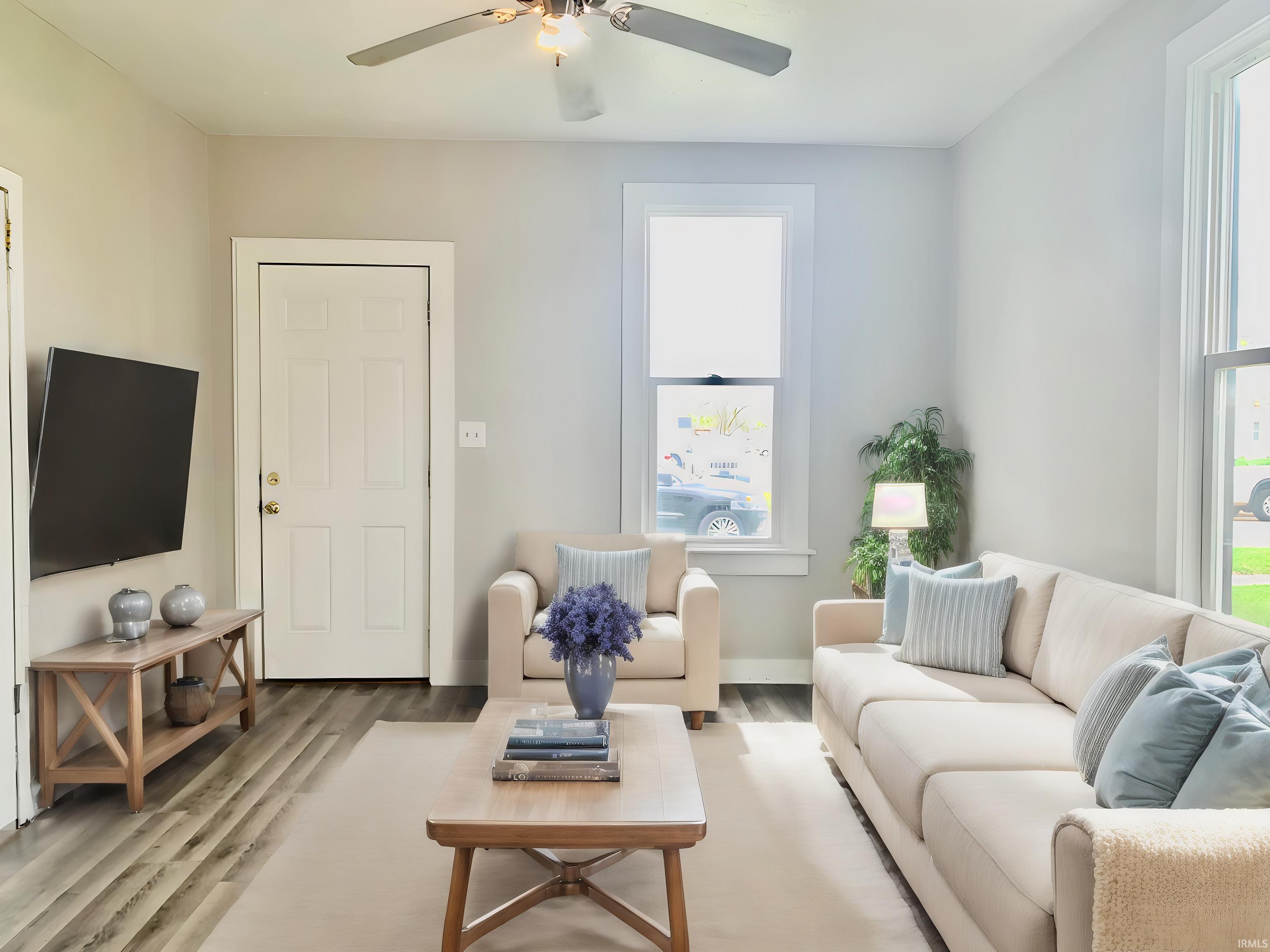 1007 Mason Street Elkhart, IN 46516 - Photo 2 of 17