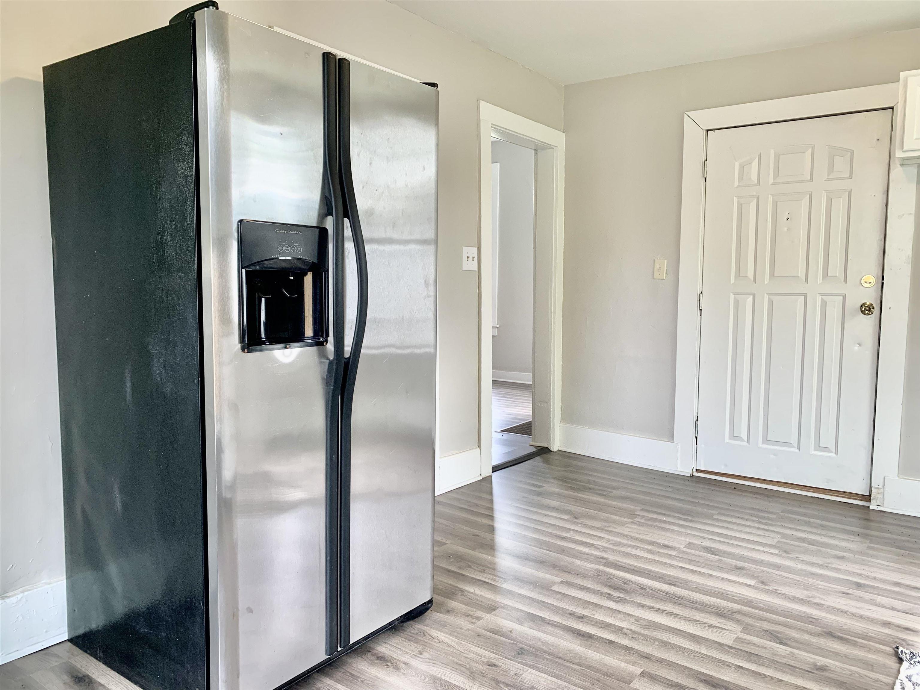 1007 Mason Street Elkhart, IN 46516 - Photo 4 of 17