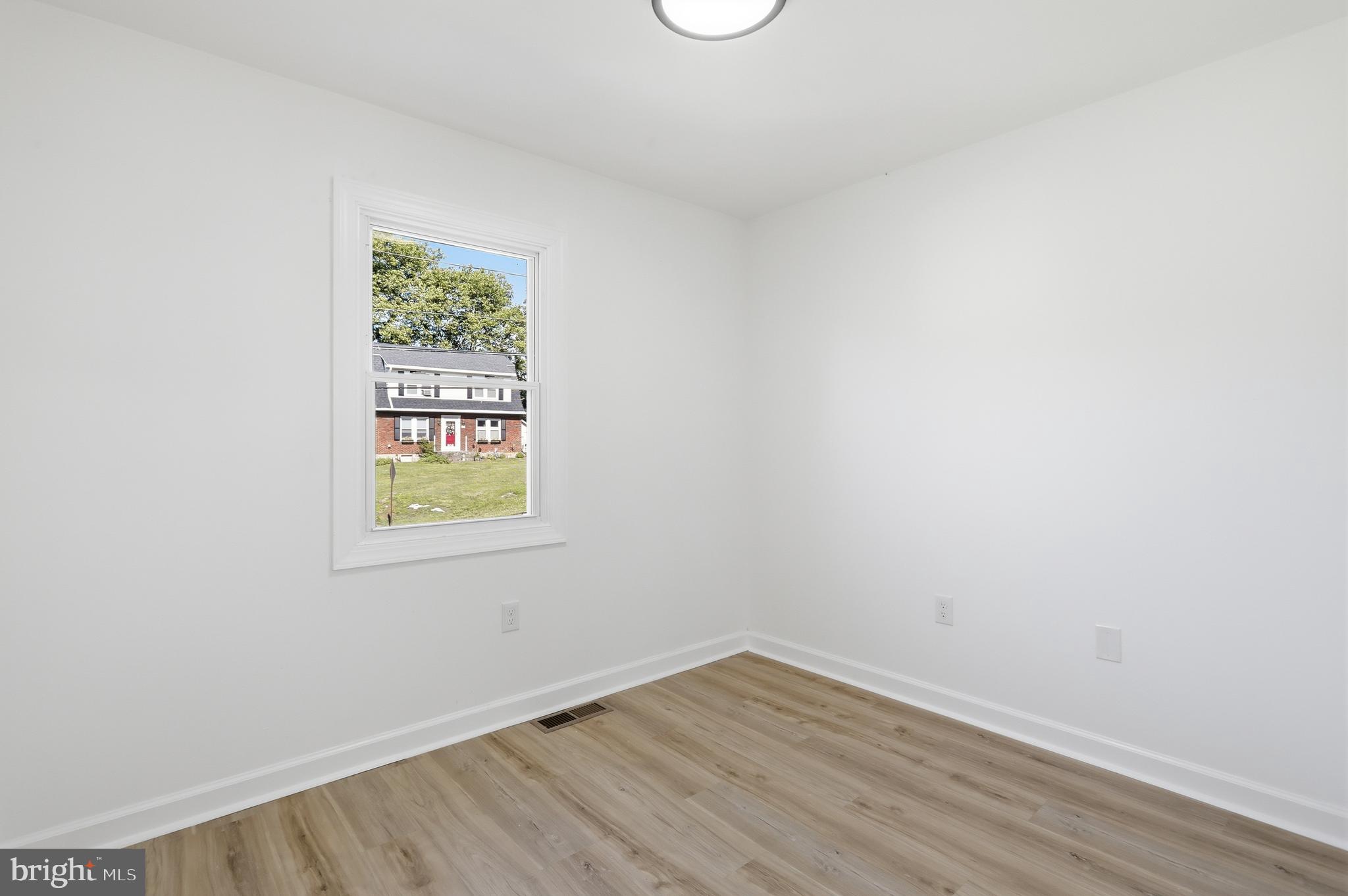 920 Linwood Road Hagerstown, MD 21740 - Photo 21 of 39