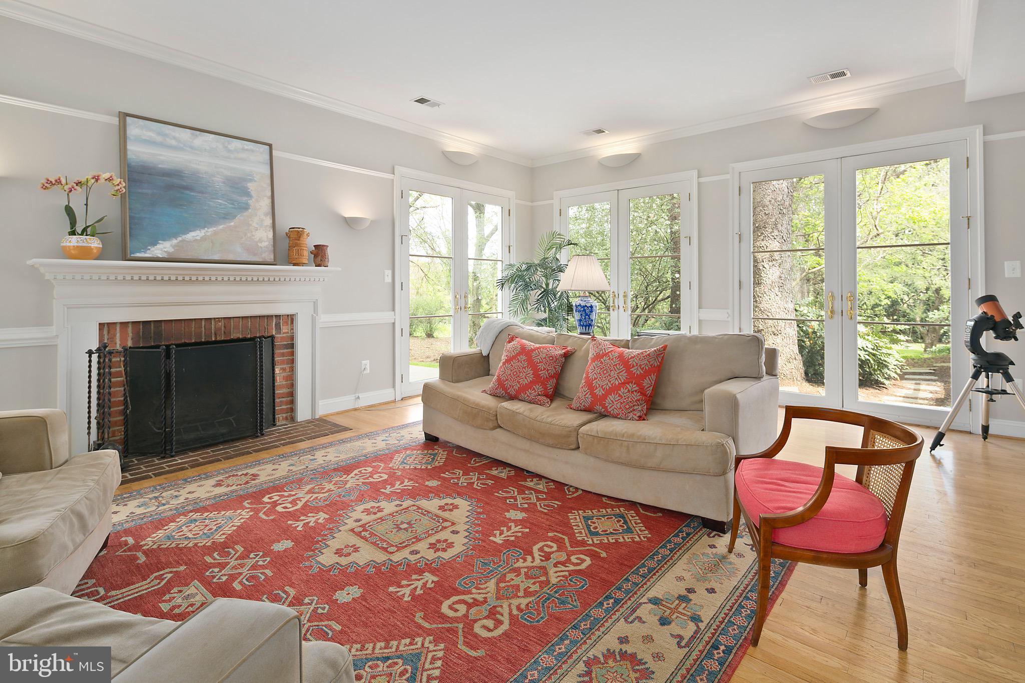 1213 Towlston Road McLean, VA 22102 - Photo 14 of 50 Additional French doors lead to rear of home