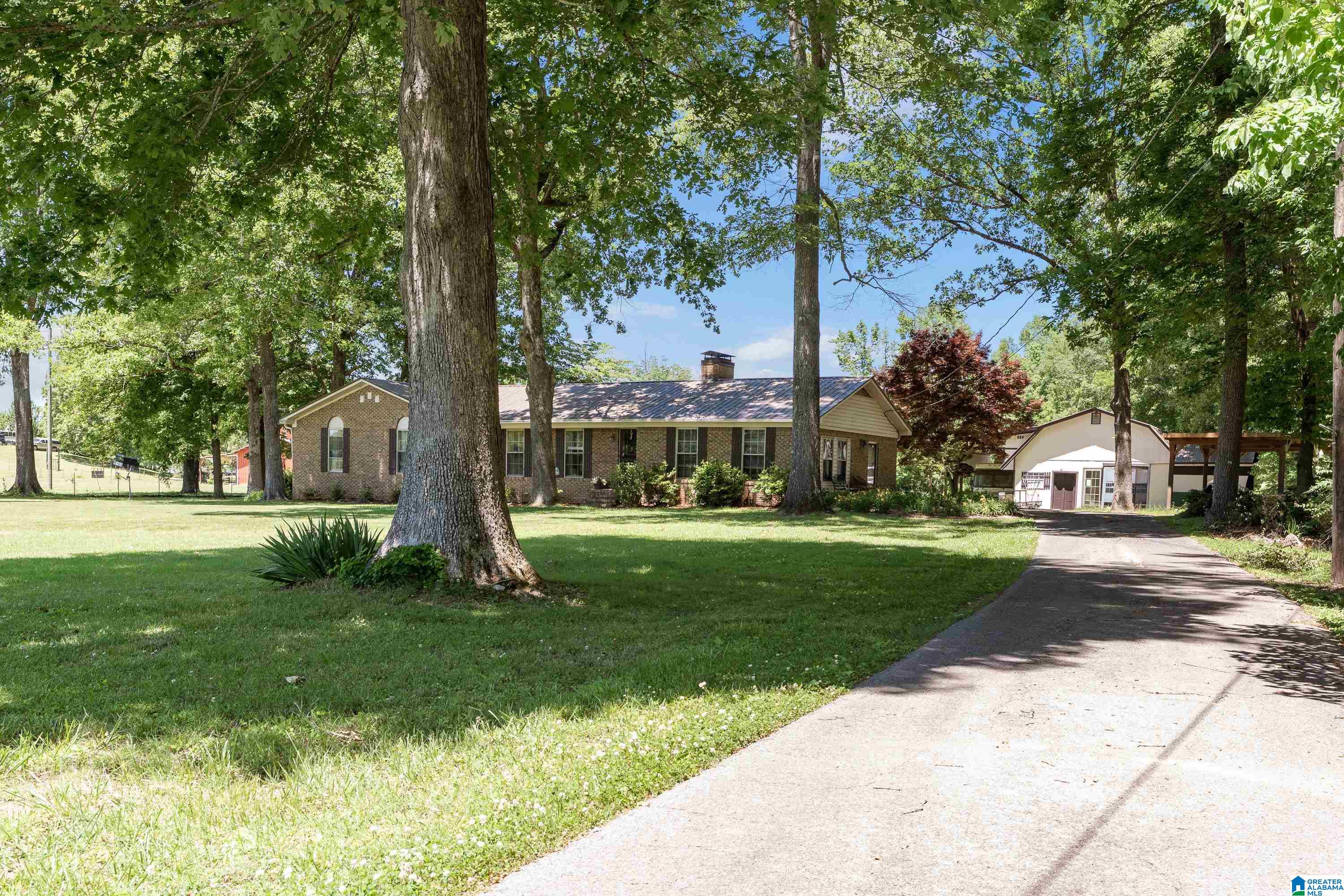 635 Browning Road Odenville, AL 35120 - Photo 4 of 31 Gallery Image 4