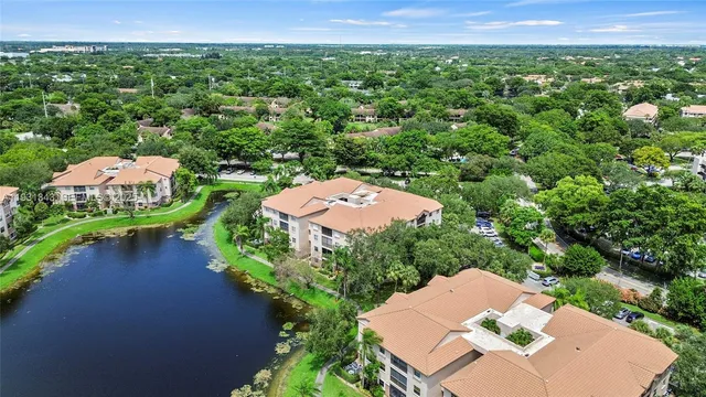 $276,450 | 4300 Northwest 30th Street, Unit 248, Coconut Creek, FL 33066