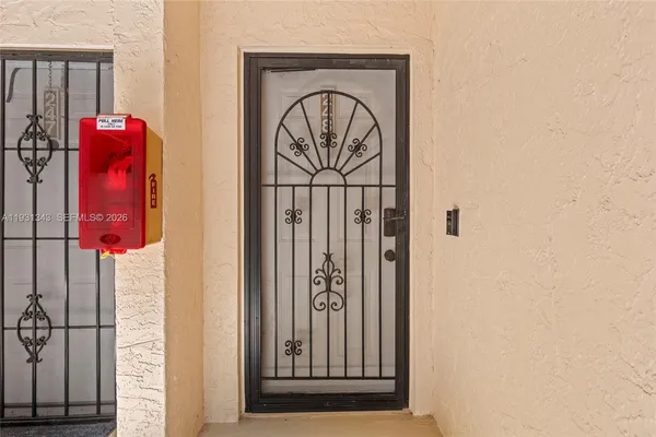 $276,450 | 4300 Northwest 30th Street, Unit 248, Coconut Creek, FL 33066