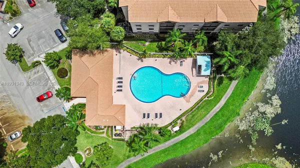 $276,450 | 4300 Northwest 30th Street, Unit 248, Coconut Creek, FL 33066