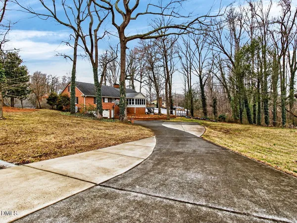 $429,990 | 1901 Bramblewood Trail, Pfafftown, NC 27040