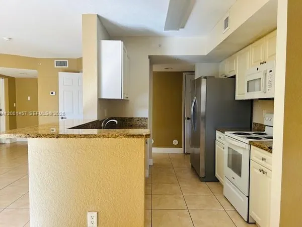 $2,100 | Cutler Bay, Cutler Bay, FL 33189