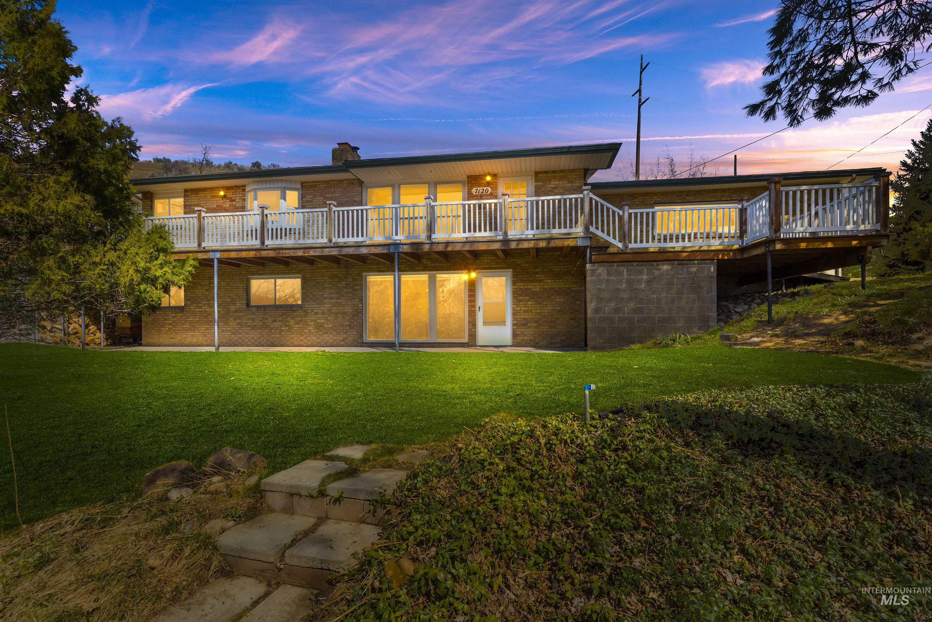 7120 West Hill Road Boise, ID 83714 - Photo 1 of 1 Gallery Image 1