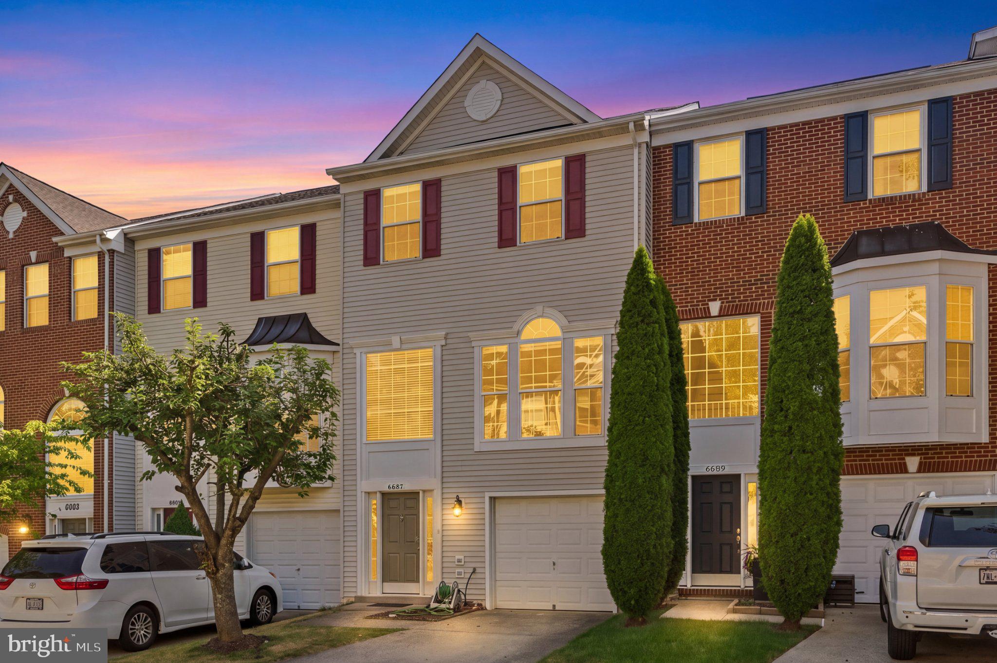 6687 Roderick Loop Gainesville, VA 20155 - Photo 2 of 46 Gallery Image 2