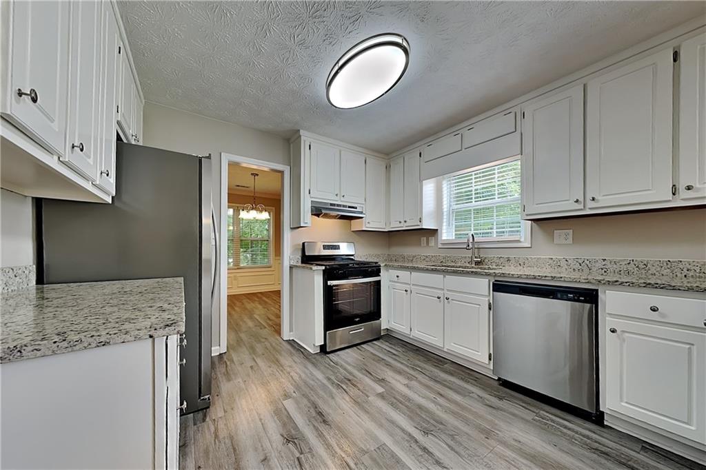 70 Leighs Grove Way Grayson, GA 30017 - Photo 5 of 20