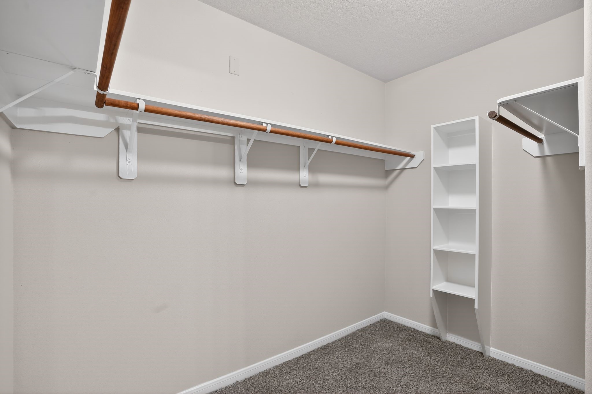 29414 Winton Wood Way Spring, TX 77386 - Photo 16 of 35 a view of an empty walk in closet