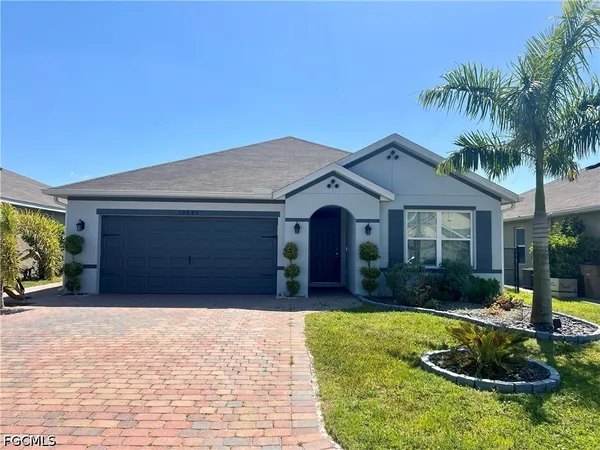 $335,000 | 10293 Silver Pond Lane, Lehigh Acres, FL 33974