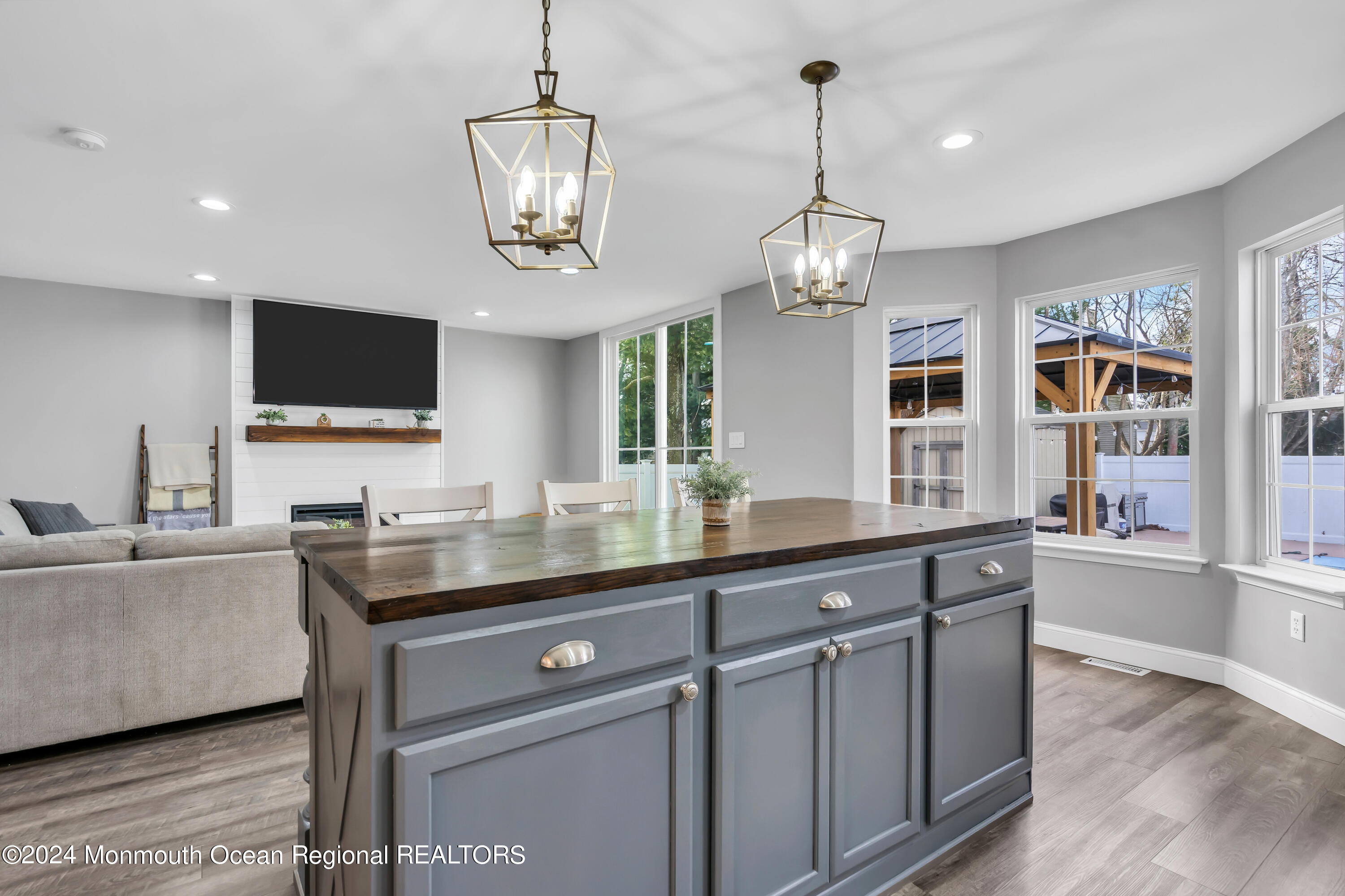 109 Bowsprit Road Manahawkin, NJ 08050 - Photo 19 of 48 025_dsc04974