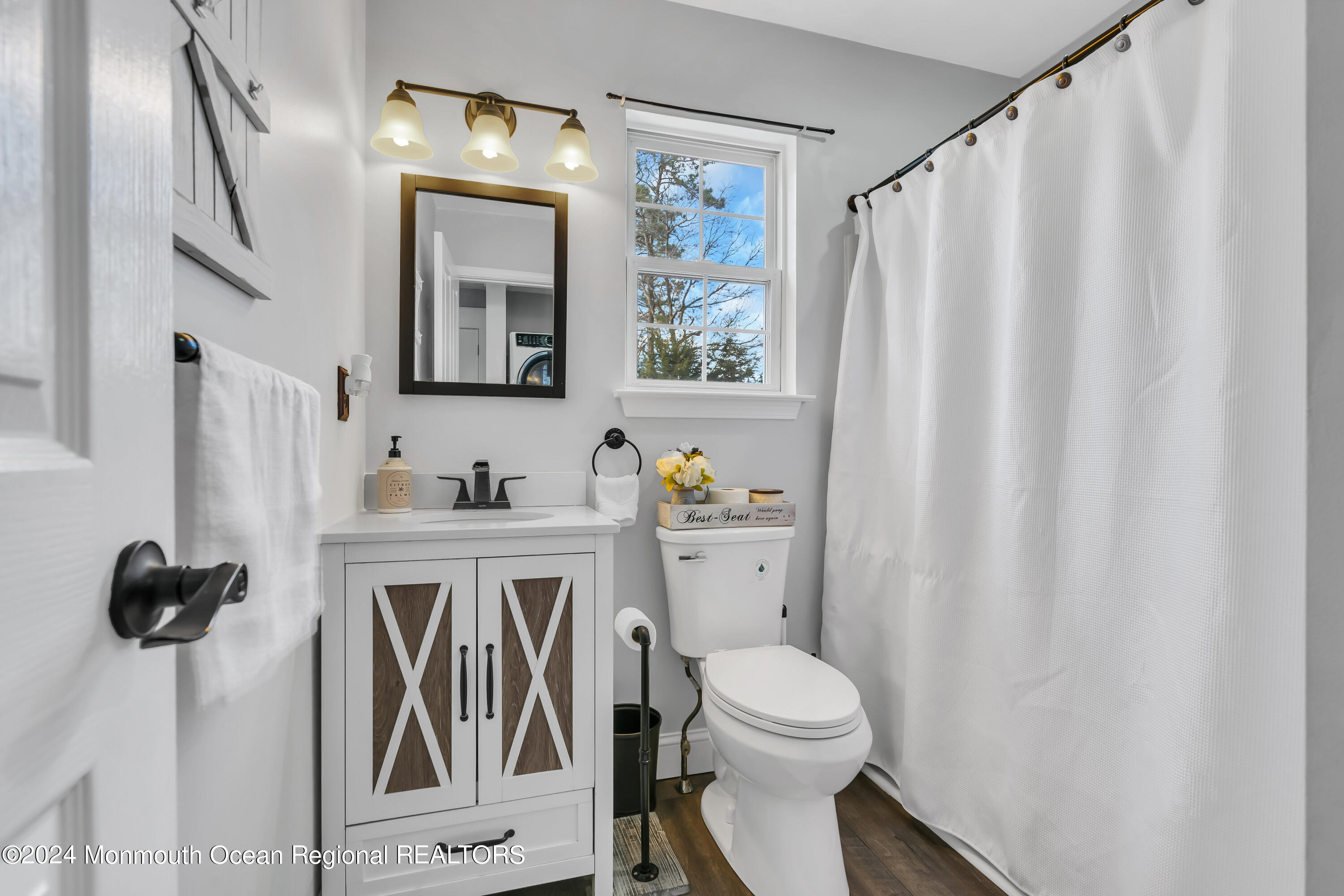 109 Bowsprit Road Manahawkin, NJ 08050 - Photo 29 of 48 037_dsc05024