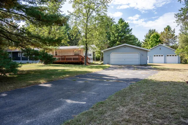 $215,000 | 1679 19th Court, Arkdale, WI 54613