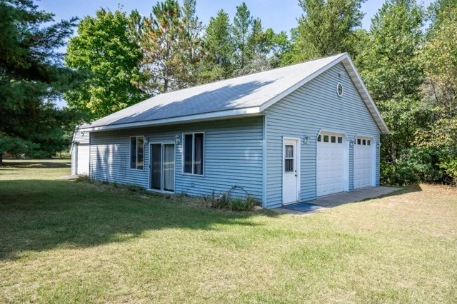 $215,000 | 1679 19th Court, Arkdale, WI 54613