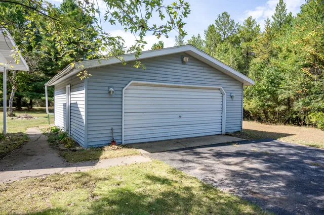 $215,000 | 1679 19th Court, Arkdale, WI 54613