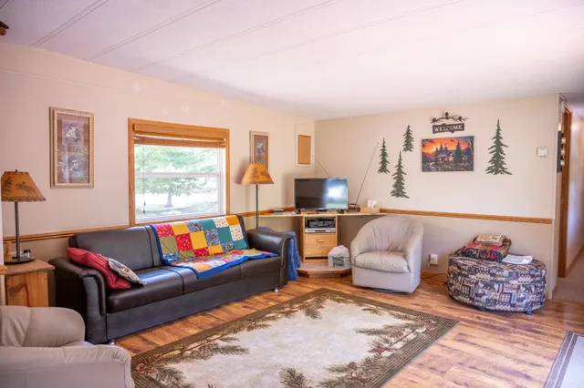 $215,000 | 1679 19th Court, Arkdale, WI 54613