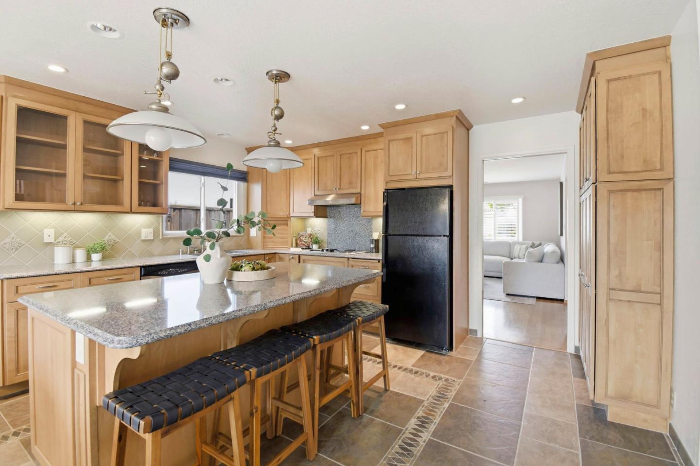 416 Camden Road Alameda, CA 94501 - Photo 12 of 39