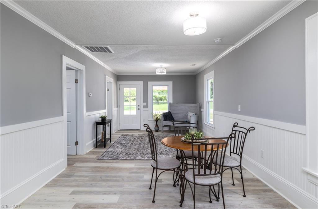 124 Wintergreen Road Winston-Salem, NC 27107 - Photo 8 of 25 Gallery Image 8