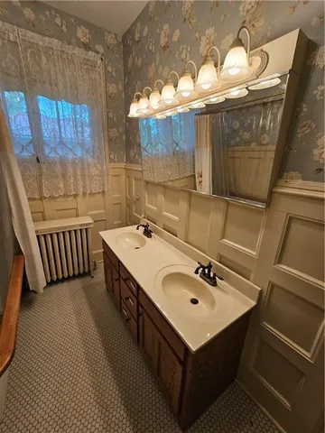 $495,000 | 409 North Esplanade Street, Leavenworth, KS 66048