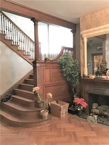 $495,000 | 409 North Esplanade Street, Leavenworth, KS 66048