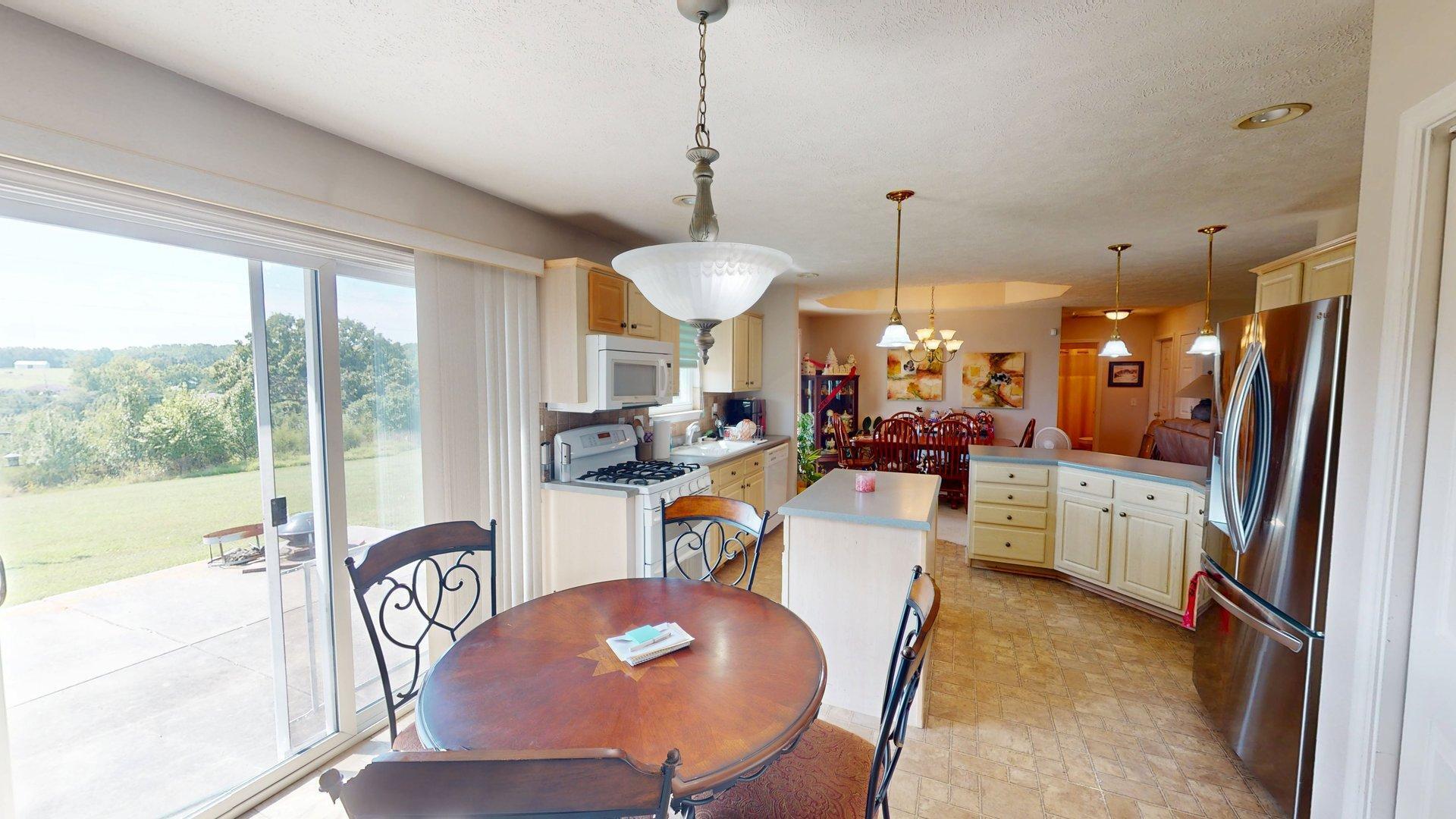 920 Meadow View Road Ozark, MO 65721 - Photo 18 of 28 920-meadowview-rd-Ozark--08302026_190757