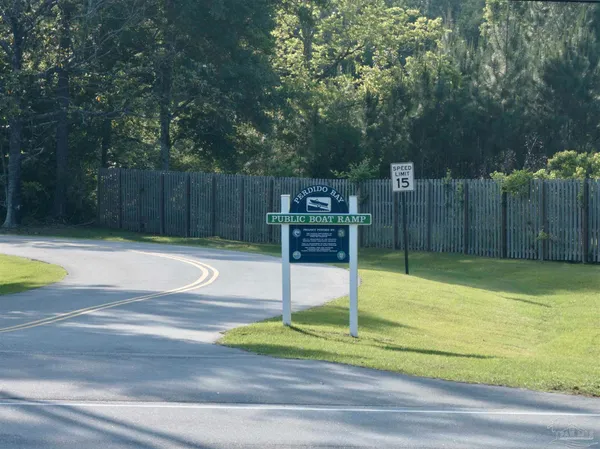 $2,000 | 10775 Jolyne Circle, Pensacola, FL 32506