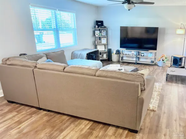 $2,000 | 10775 Jolyne Circle, Pensacola, FL 32506