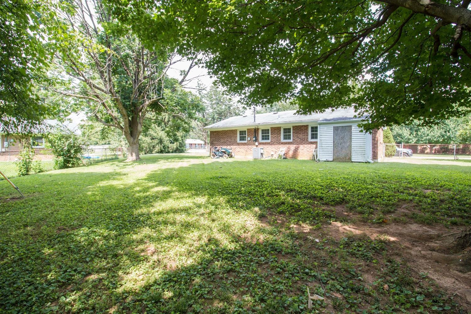 257 Dunroven Road Versailles, KY 40383 - Photo 16 of 16 Photo 16