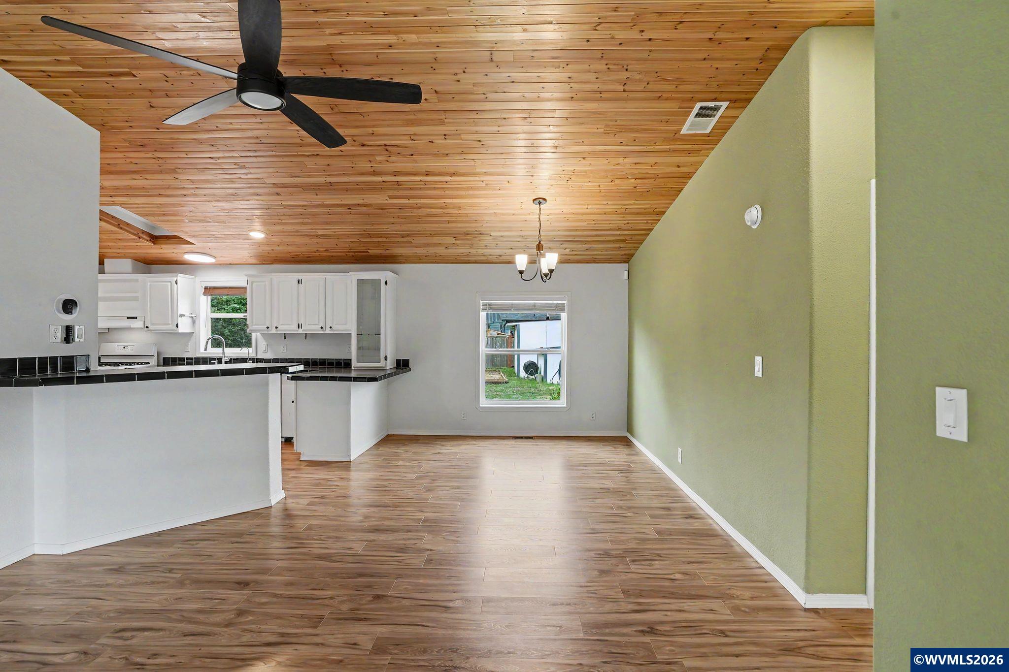 2255 Fuller Lane Lebanon, OR 97355 - Photo 11 of 36