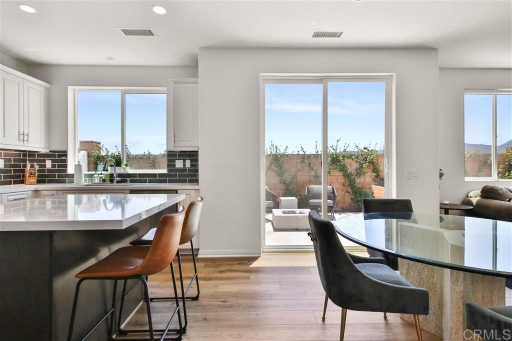 8621 Chaparral Way Santee, CA 92071 - Photo 4 of 25