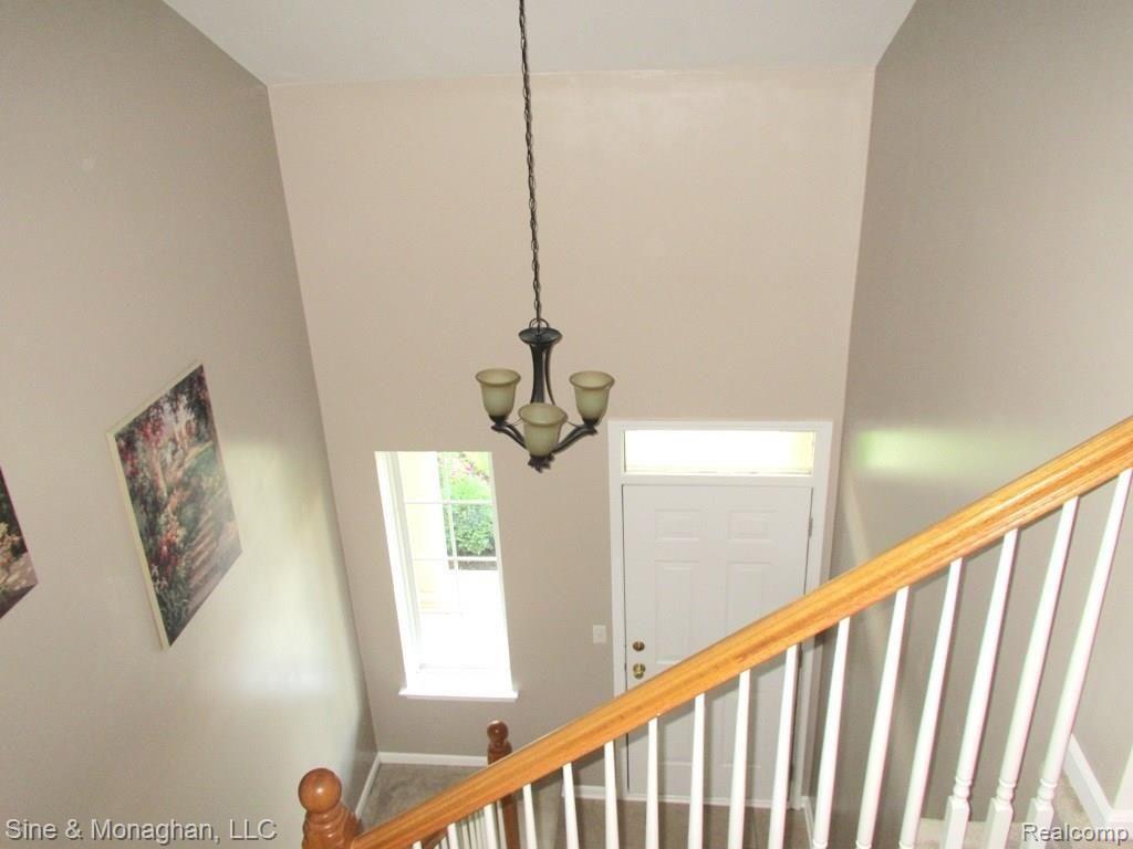 3609 Oakmonte Boulevard Rochester, MI 48306 - Photo 3 of 29